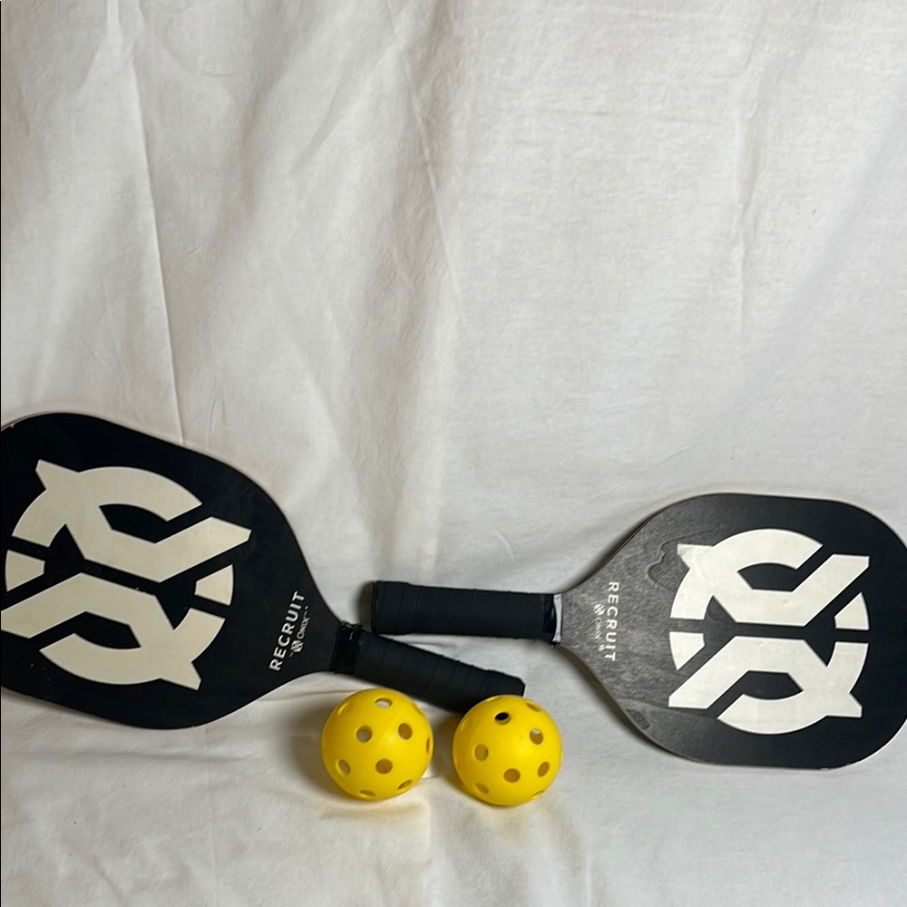 ecru Black Pickleball Paddle Set